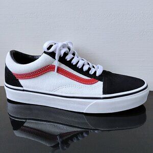 Vans Women's Old Skool Suede/Mini Corduroy Sneaker in Nice & Simple Black/White